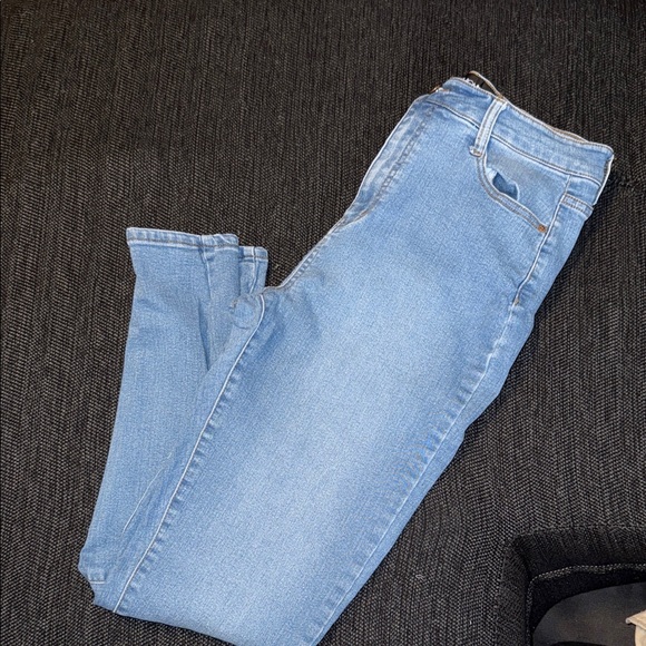 Classic Blue Women's Jeans - Picture 1 of 5